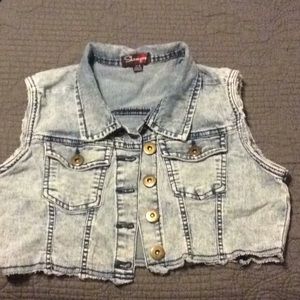 Cropped Vest